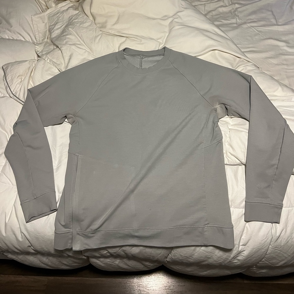 Lululemon Men’s Crewneck Sweatshirt. Size L
